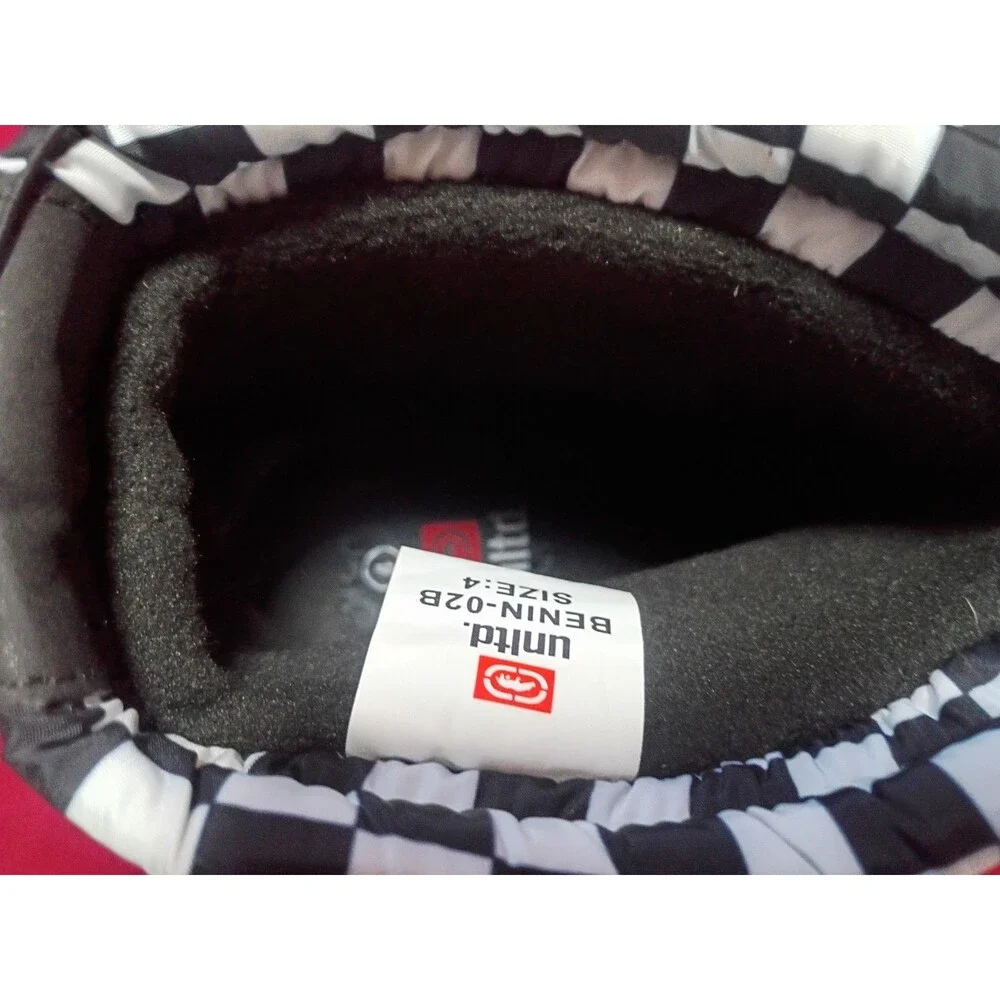 Ecko Unltd. black and white checkered kids' Size 4 winter boots featuring #33